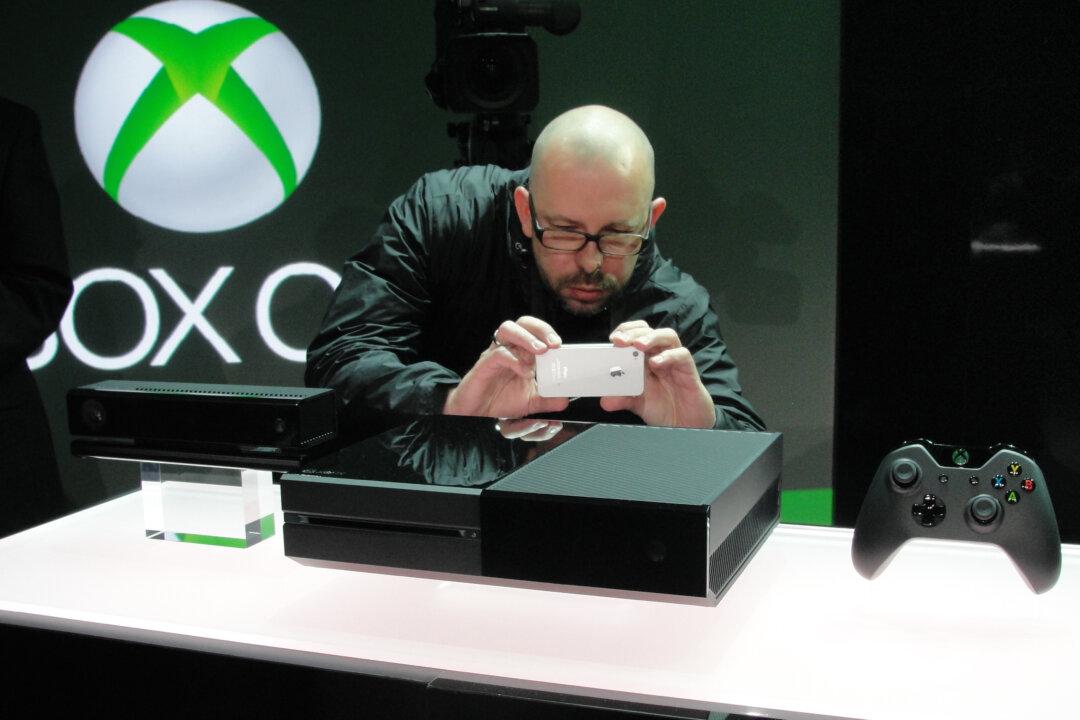 Microsoft Unveils Next-Generation Xbox