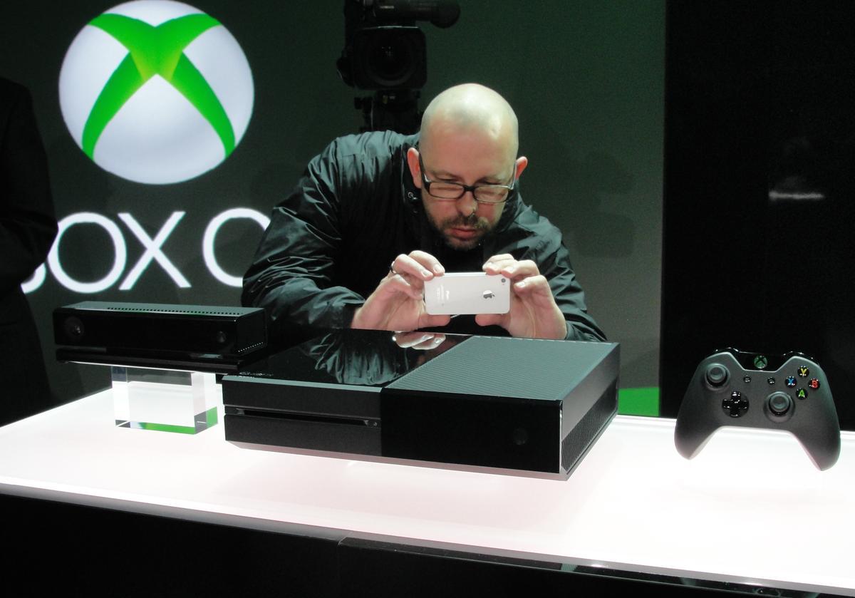 Microsoft Unveils Next-Generation Xbox
