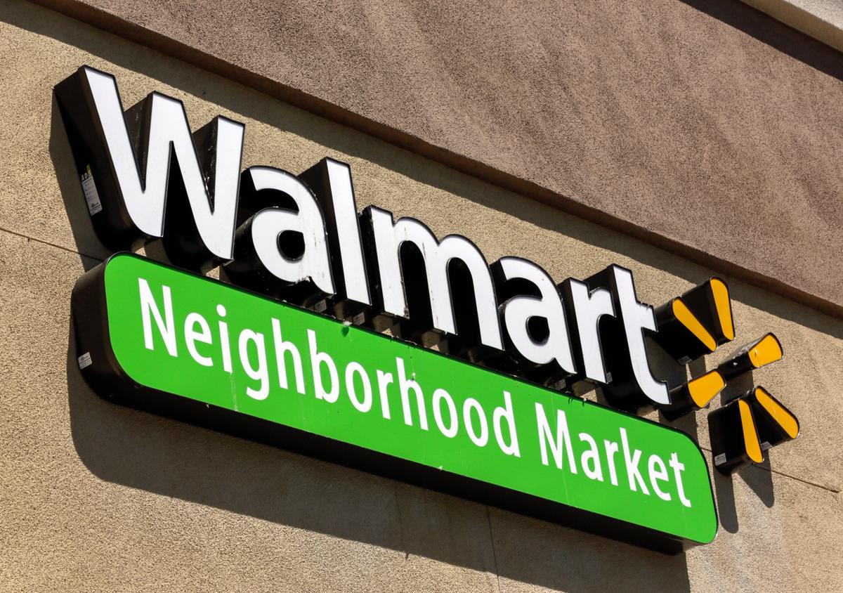 Wal-Mart Pleads Guilty for Toxic Dumping, Will Pay $110 Million in Fines