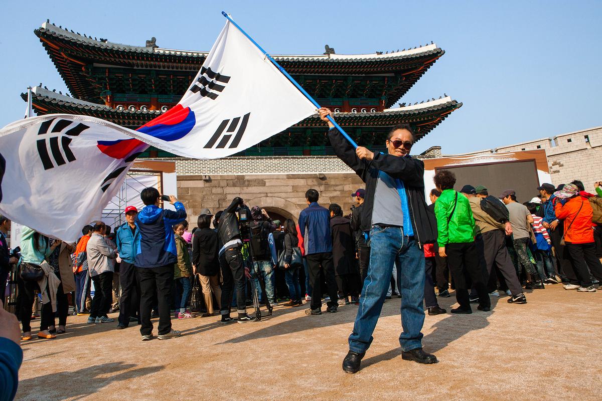 300,000 Koreans Oppose Revision of Nationality Law Over Fears It Benefits Chinese Regime