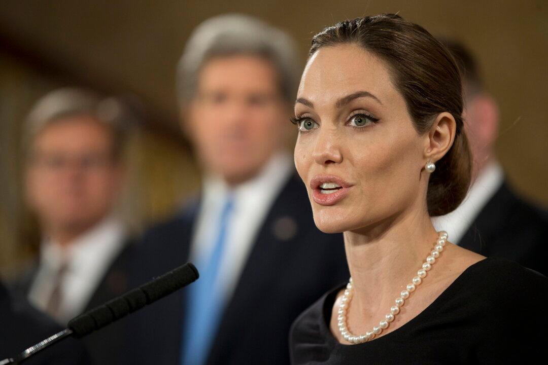 Angelina Jolie’s Mastectomy Triggers Concerns in Shanghai