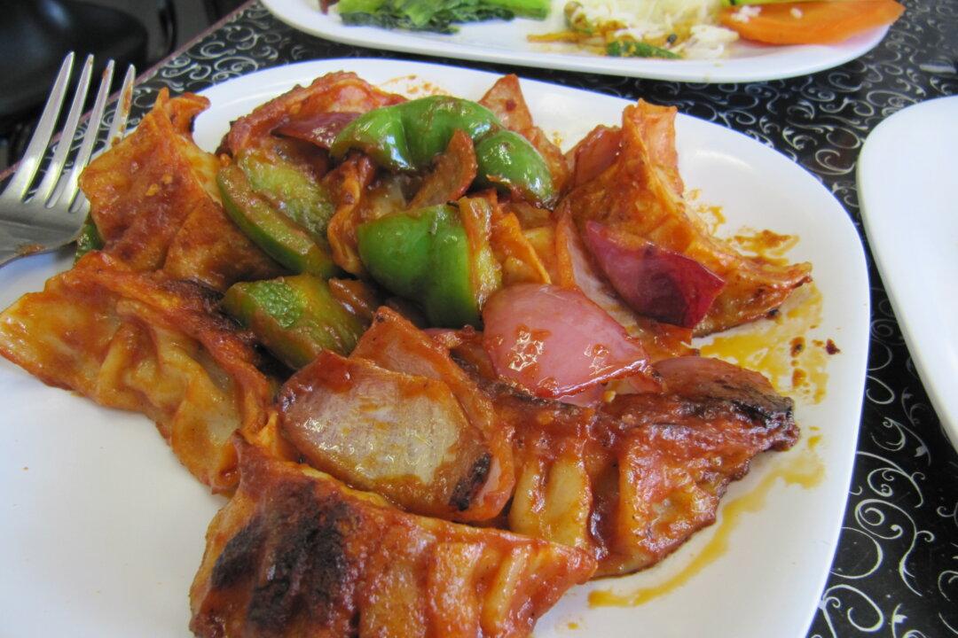 A Himalayan Dumpling Tour in Queens