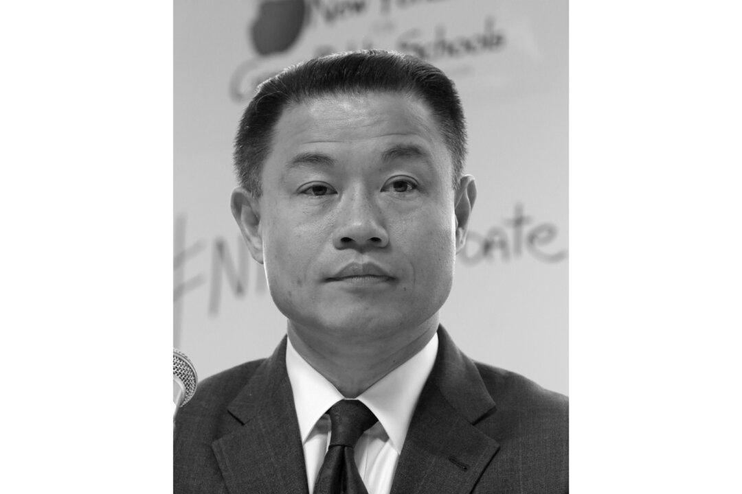 Endorsed by Largest Union, John Liu Promises Concessions
