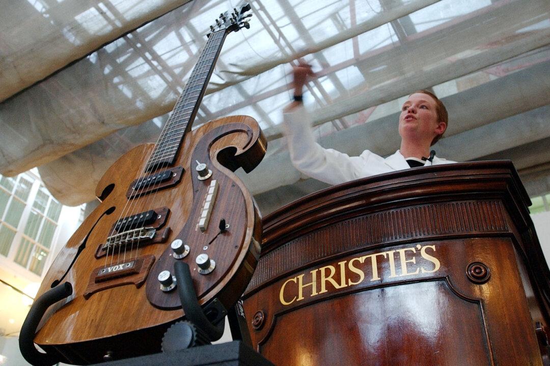 Rare VOX Beatles Guitar to Be Sold in Huge Auction