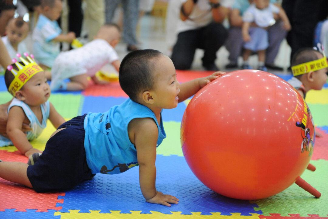 Wealthy Chinese Enrolling Children in Preschool MBAs