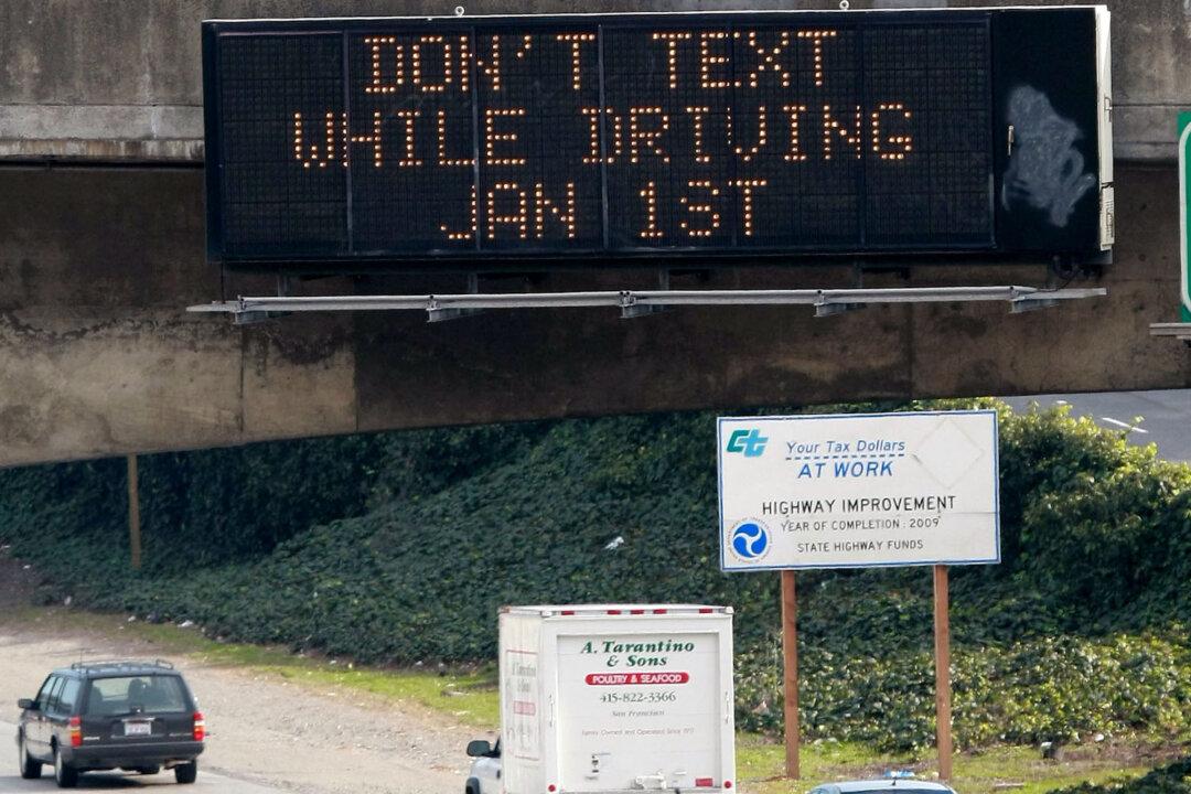 Texting While Driving Laws Not Being Enforced: Survey