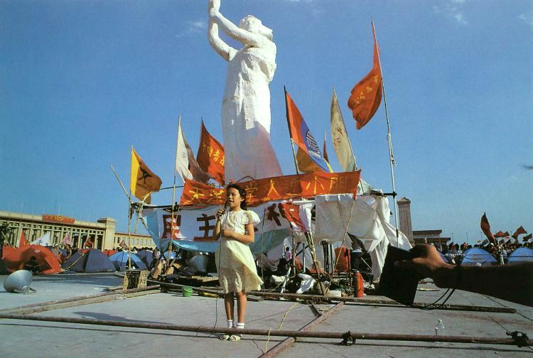 Tiananmen Square 1989: The People’s Movement (Photos)