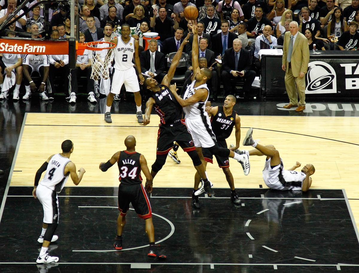 NBA Finals Game 5: Spurs Take 3-2 Lead With Win