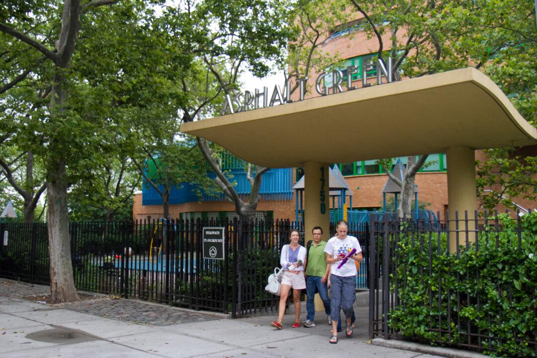 Politicians Continue to Bicker Over Waste Transfer Site