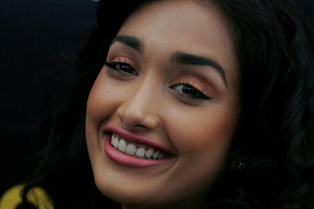 Bollywood Actress Jiah Khan Found Dead