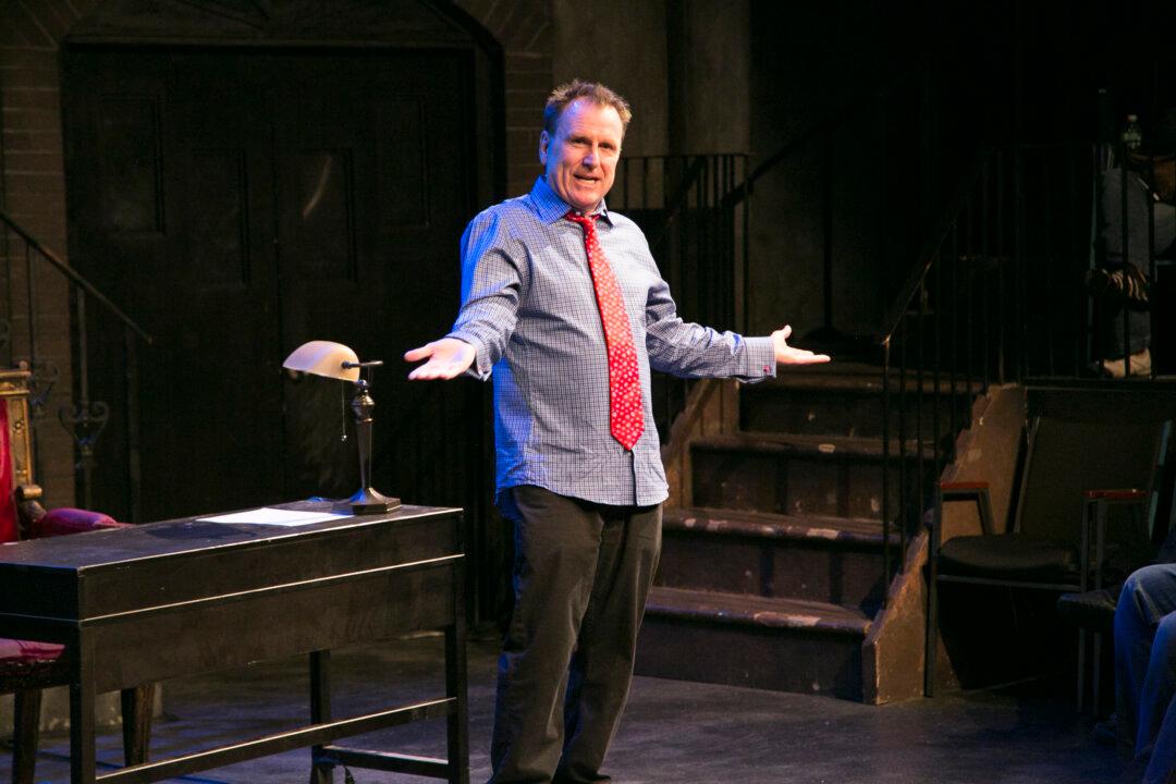 Theater Review: ‘Colin Quinn Unconstitutional’