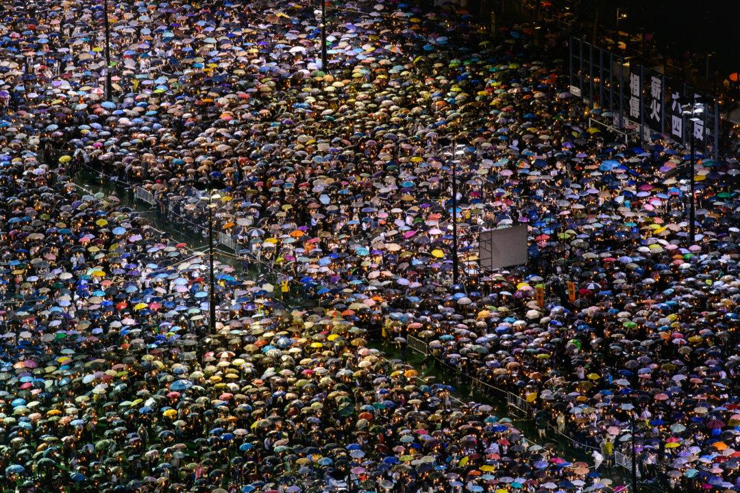 150,000 Gather in Hong Kong to Commemorate June 4 Victims