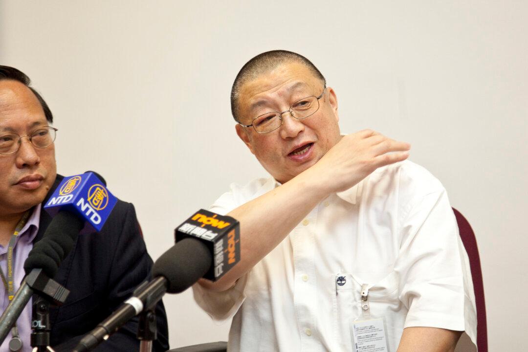 Prominent Hong Kong Media Owner, Chen Ping, Beaten in Street