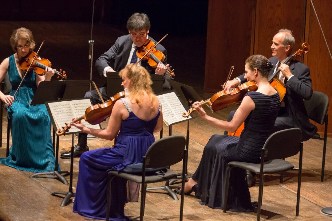 NY Philharmonic Thrills With Brahms and Tchaikovsky