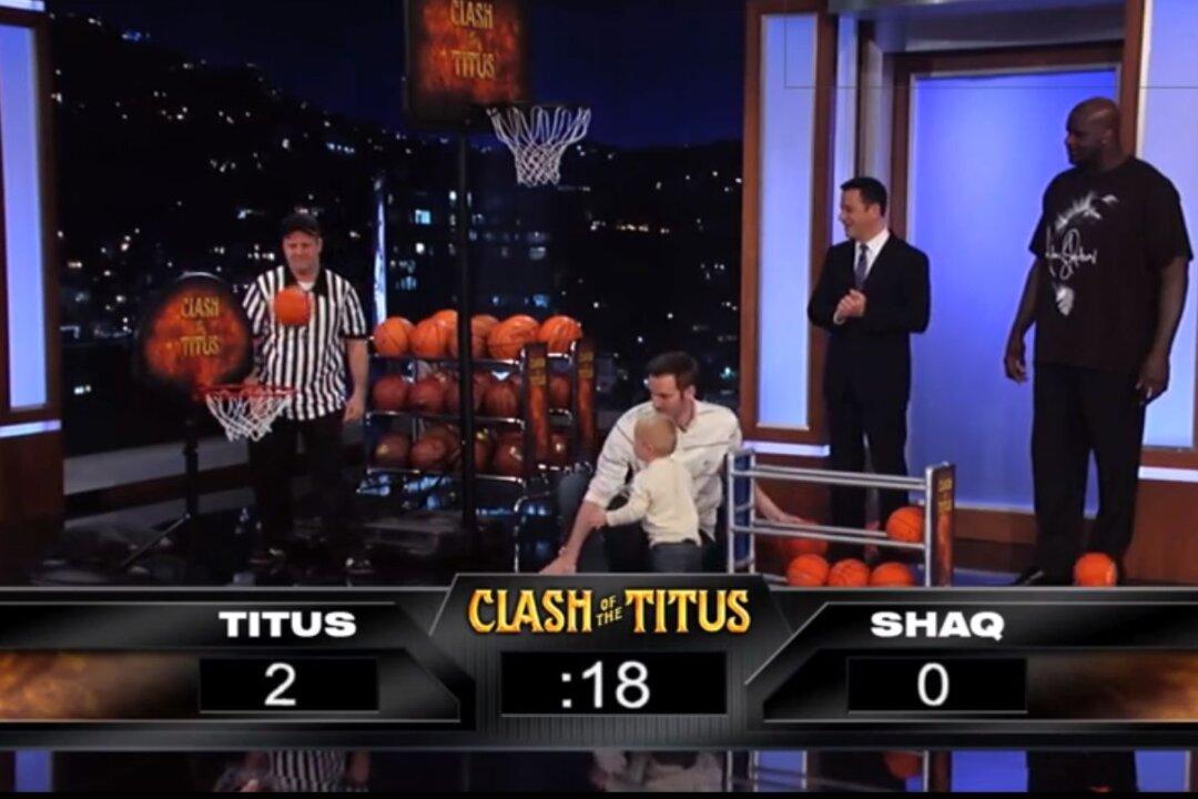 Shaq, 2-Year-Old Have Shooting Competition, Child Wins
