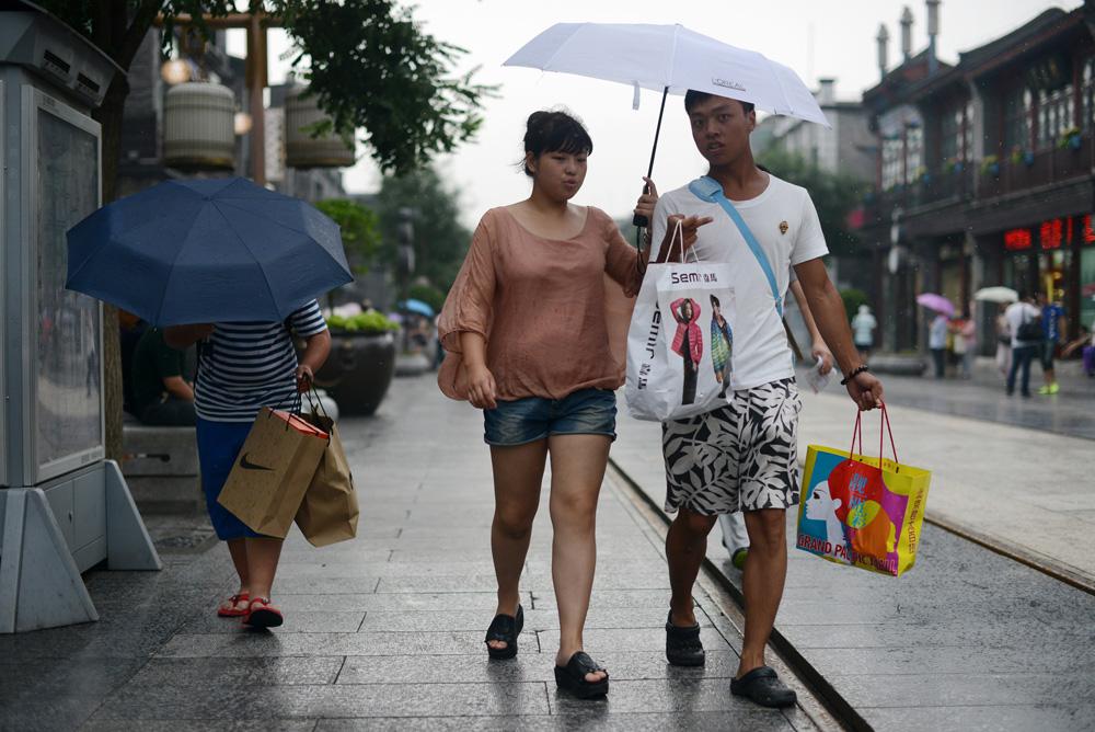 China Economy Shows Cracks