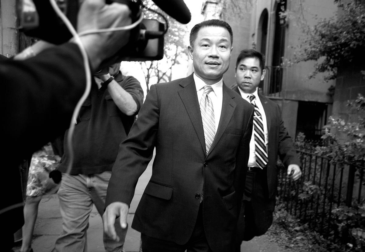 In Backing Disgraced Treasurer, John Liu Sticks Close to Beijing