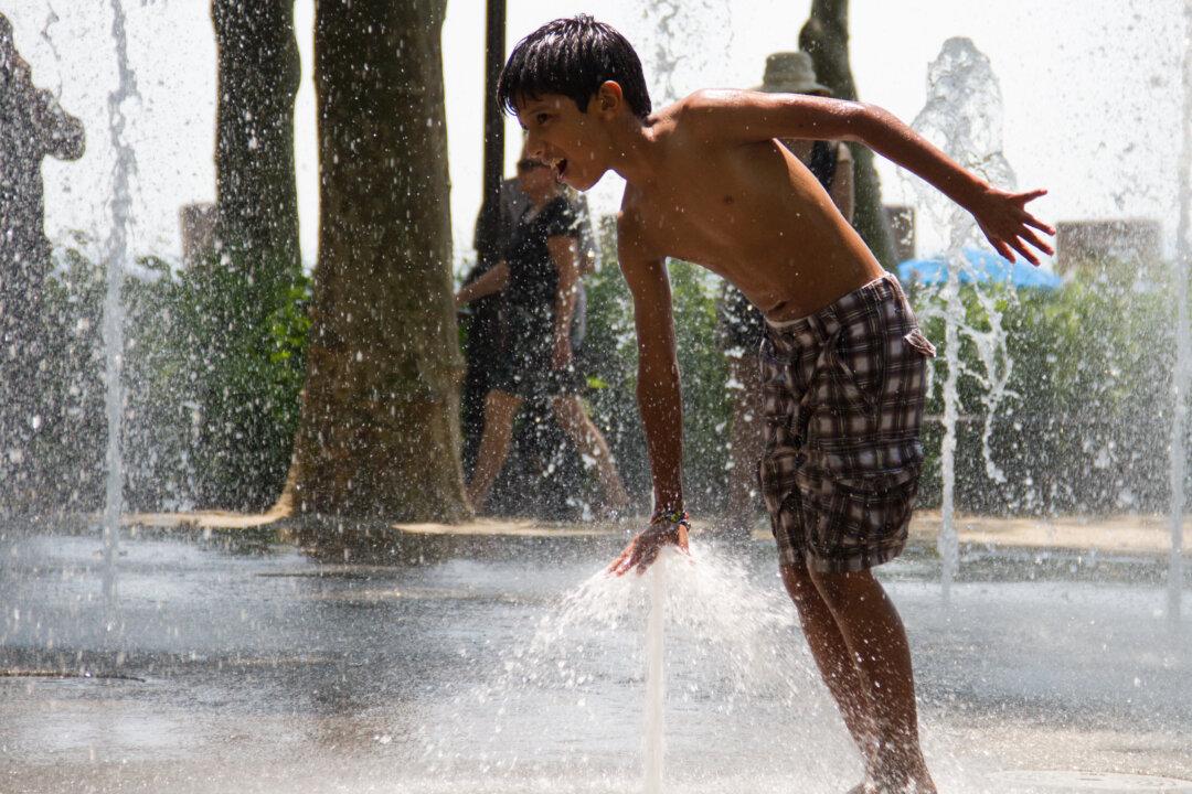 6 Tips to Stay Balanced Amid Summer’s Heat