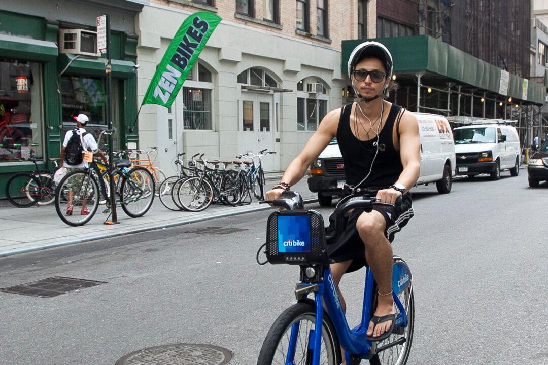 NYC Bike Share Vs Bike Shops