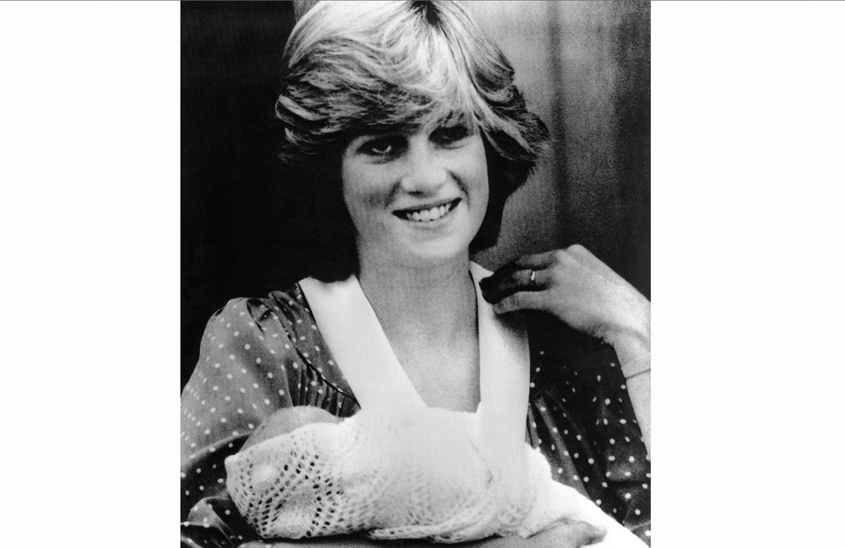 Princess Diana With Royal Baby Prince William (Photos)