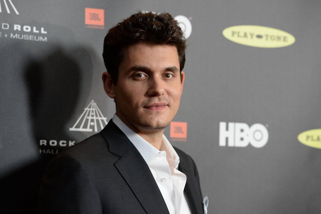 John Mayer to Finish Out Dead & Company’s Las Vegas Residency With Injured Finger