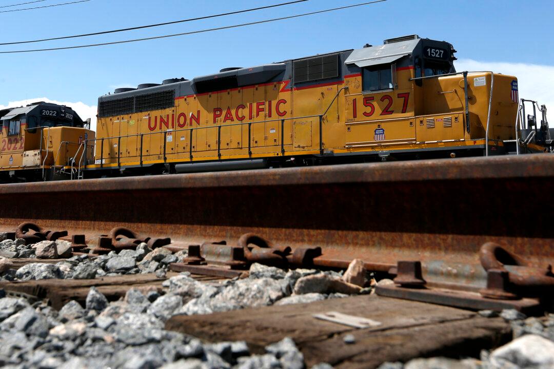 Union Pacific Railroad Announces Delays, Cutbacks in Fertilizer Shipments