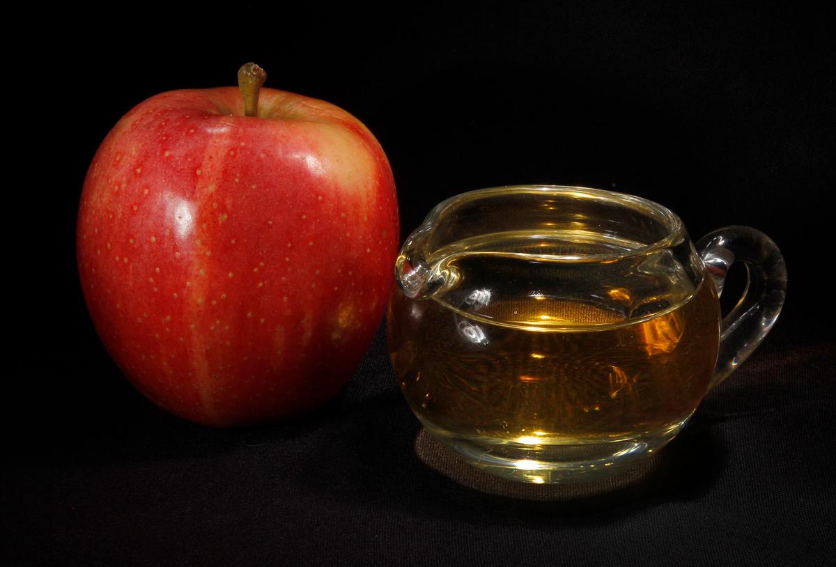FDA Proposes Tougher Standards for Apple Juice