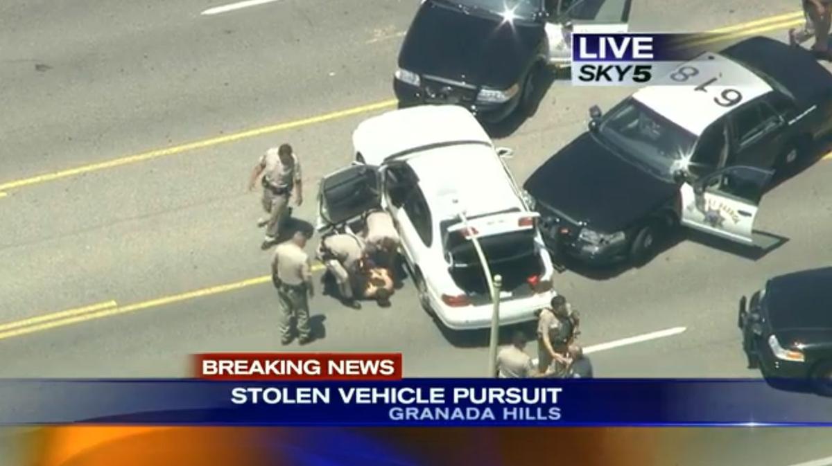 LA High Speed-Chase: Police Pursue Stolen Vehicle at 120MPH, Suspect Caught