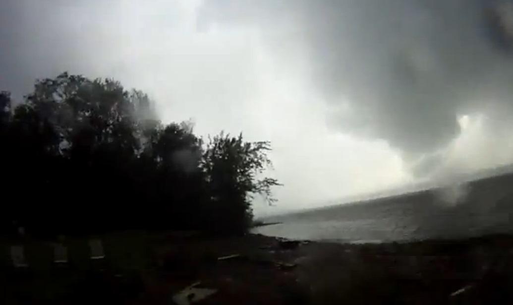 New Brunswick: Tornado Apparently Leaves Wake of Damage (+Video)