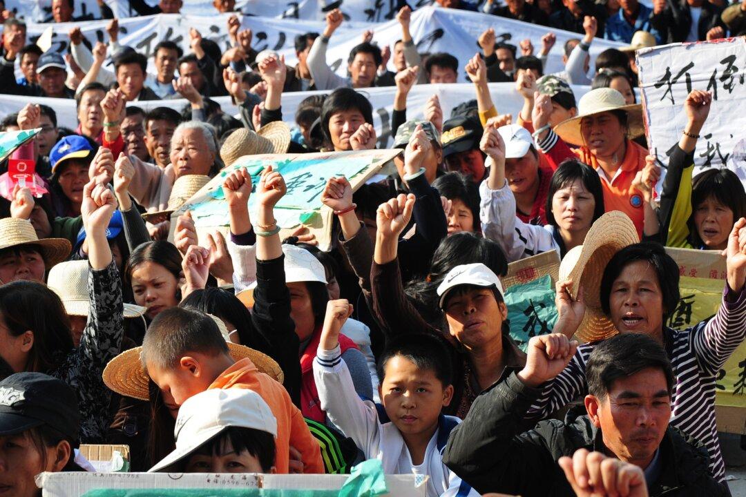 Grassroots Groups Spread Through Guangdong