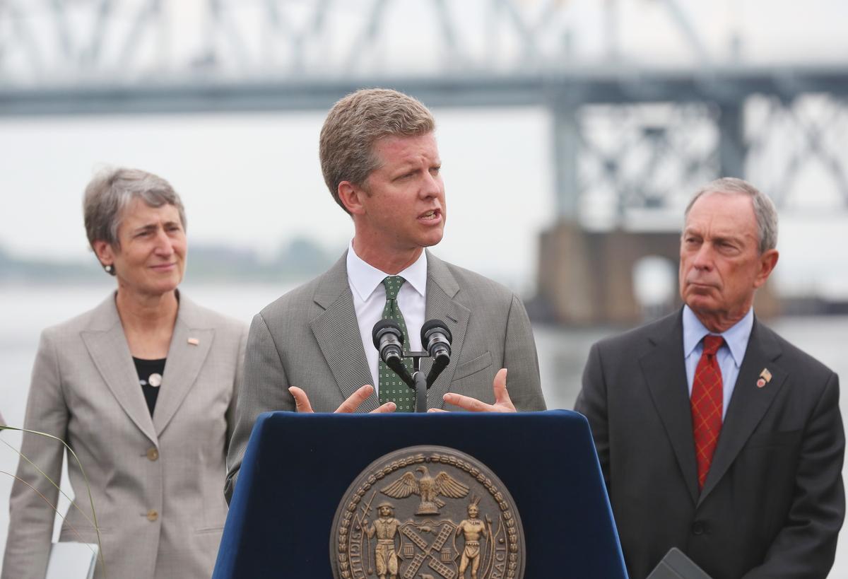 HUD Secretary Encourages Resilient Rebuilding