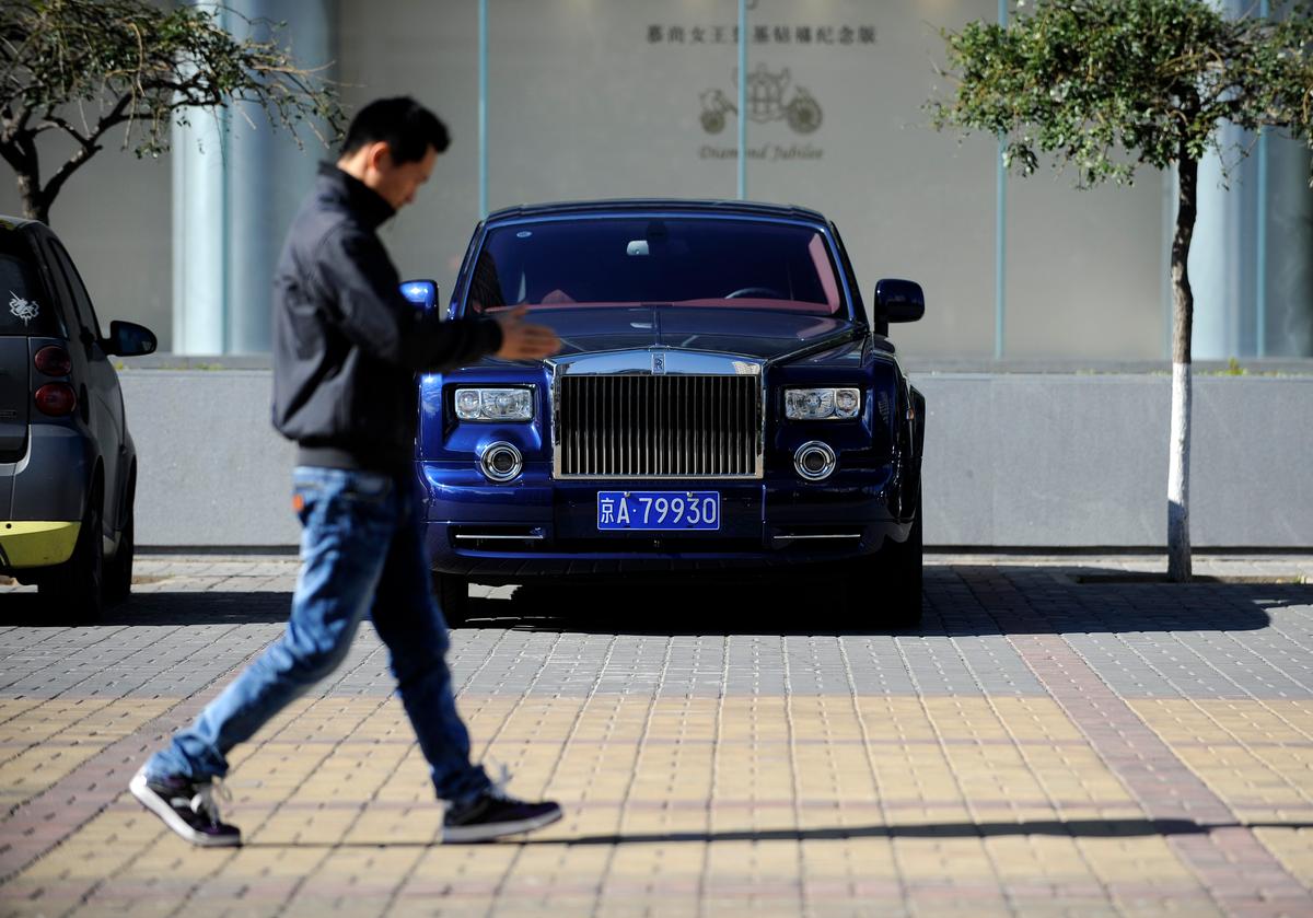 Growth of Chinese Millionaires Slows
