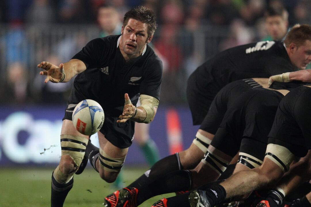 McKenzie Offers Wallaby Hope Despite Ominous All Black Form