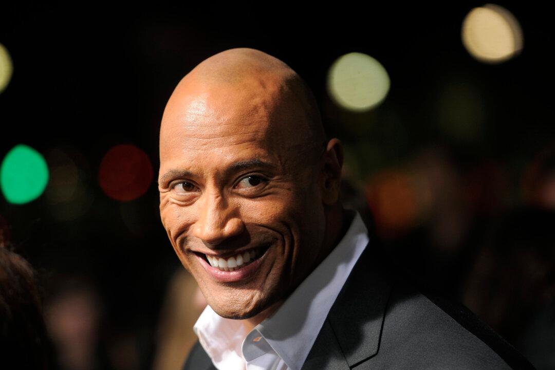 Dwayne Johnson not Dead: Another Scam Claims The Rock Has Died After Fall in New Zealand for ‘Fast & Furious 7’