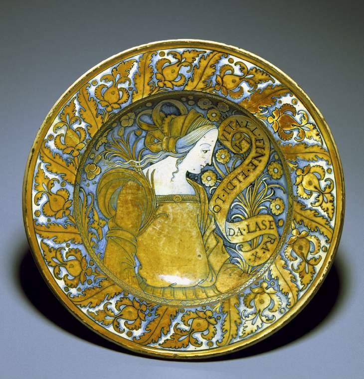 Ideal Brides: Romance and Anxiety in Italy