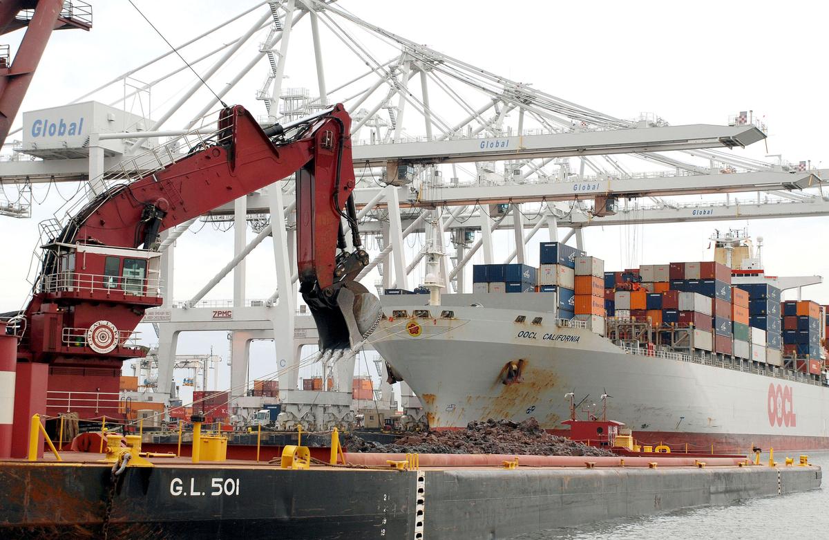 Big Business in NY Harbor Hinges on Five Critical Feet