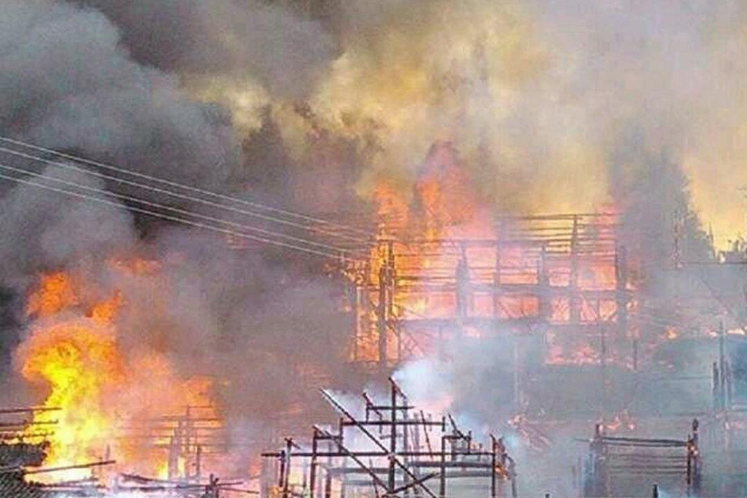 Hunan Village Fire Destroys 59 Homes, Hundreds Homeless