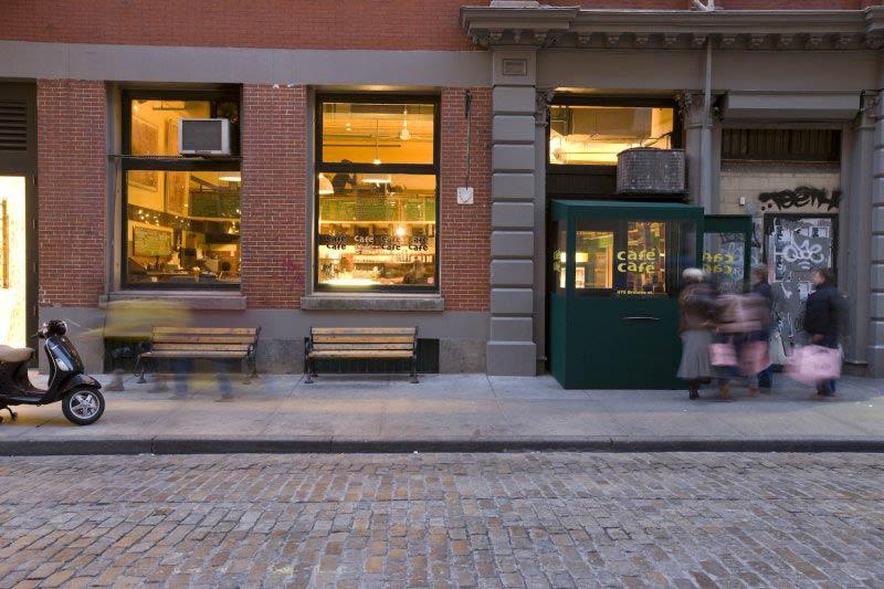 Café Café Closing After 16 Years