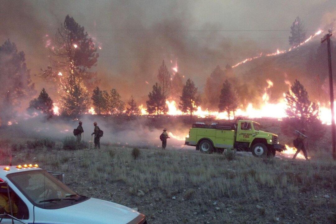 Idaho: Elk Complex and Pony Complex Wildfires Combine to Burn Over 250,000 Acres