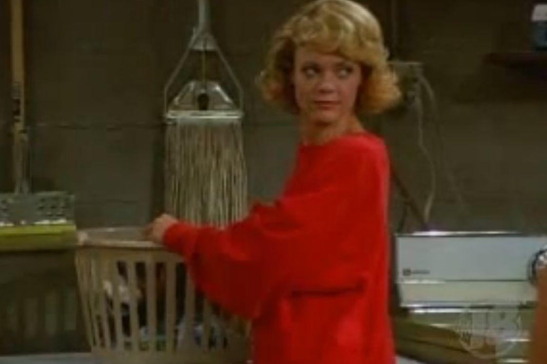 Lisa Robin Kelly Dead: ‘That 70’s Show’ Actress Dies at Age 43