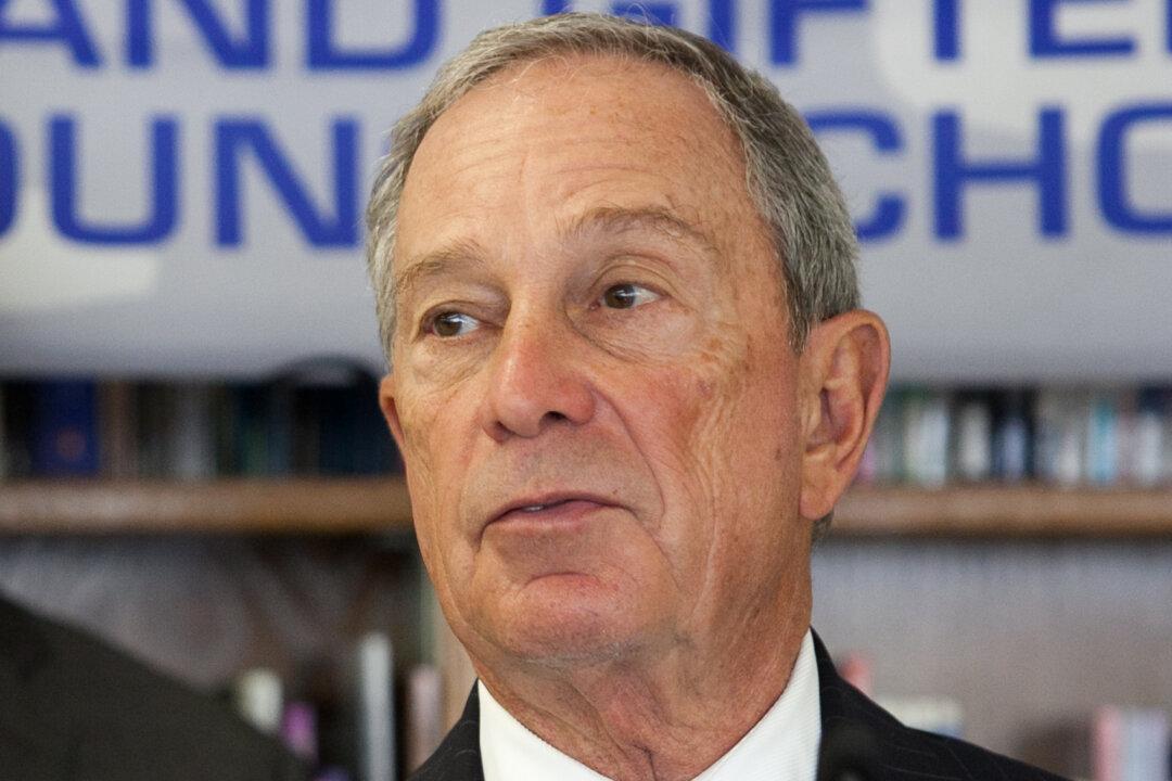 Bloomberg Discusses NYPD Shooting of Bystanders Near Times Square