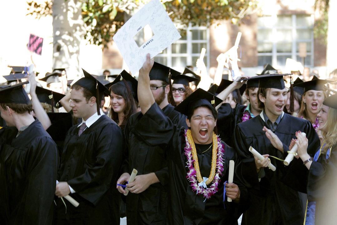 College Costs Scare Middle Class