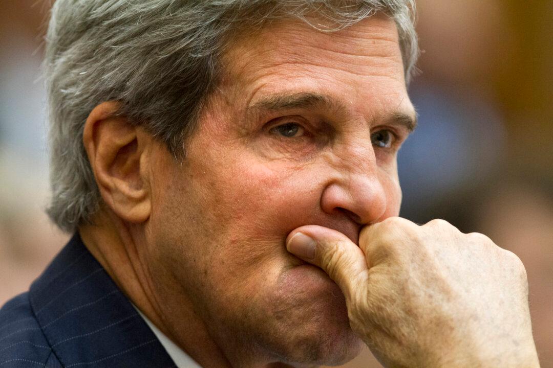 John Kerry’s Garage Broken Into: Report