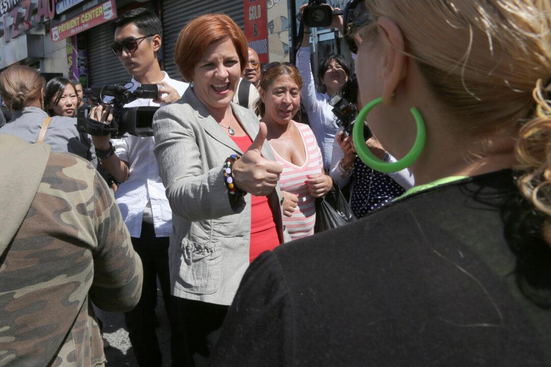 Days to Election, Christine Quinn Calm in Answering Critics