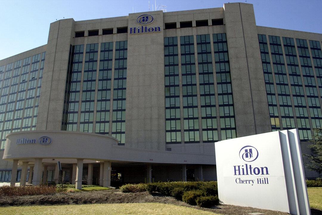 Hilton Files for $1.25 Billion IPO
