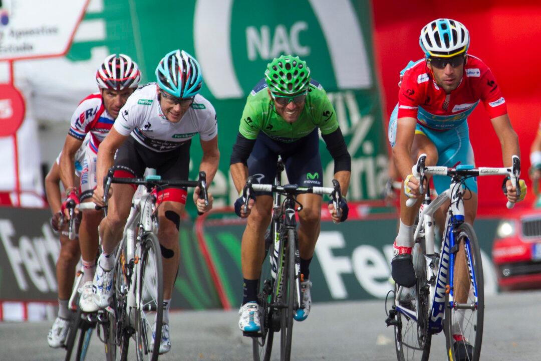 Nibali Leads Horner by 28 Seconds as Vuelta a España Heads Into Final Stages