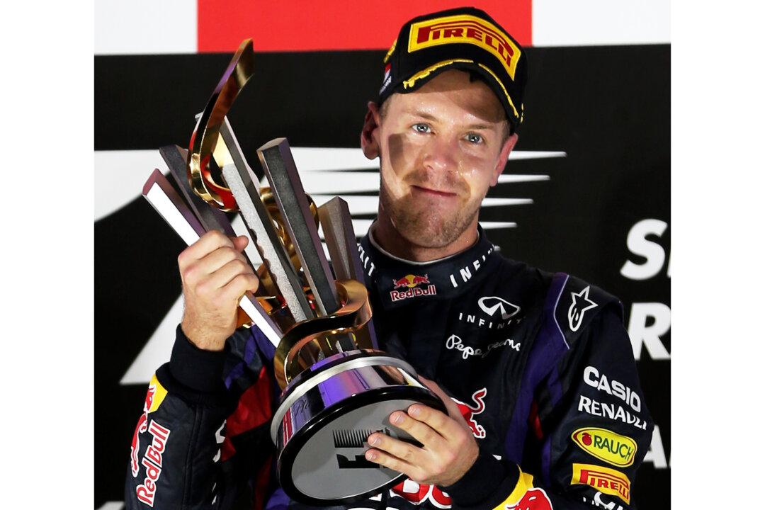 Vettel Wins Third in a Row at F1 Singapore Grand Prix