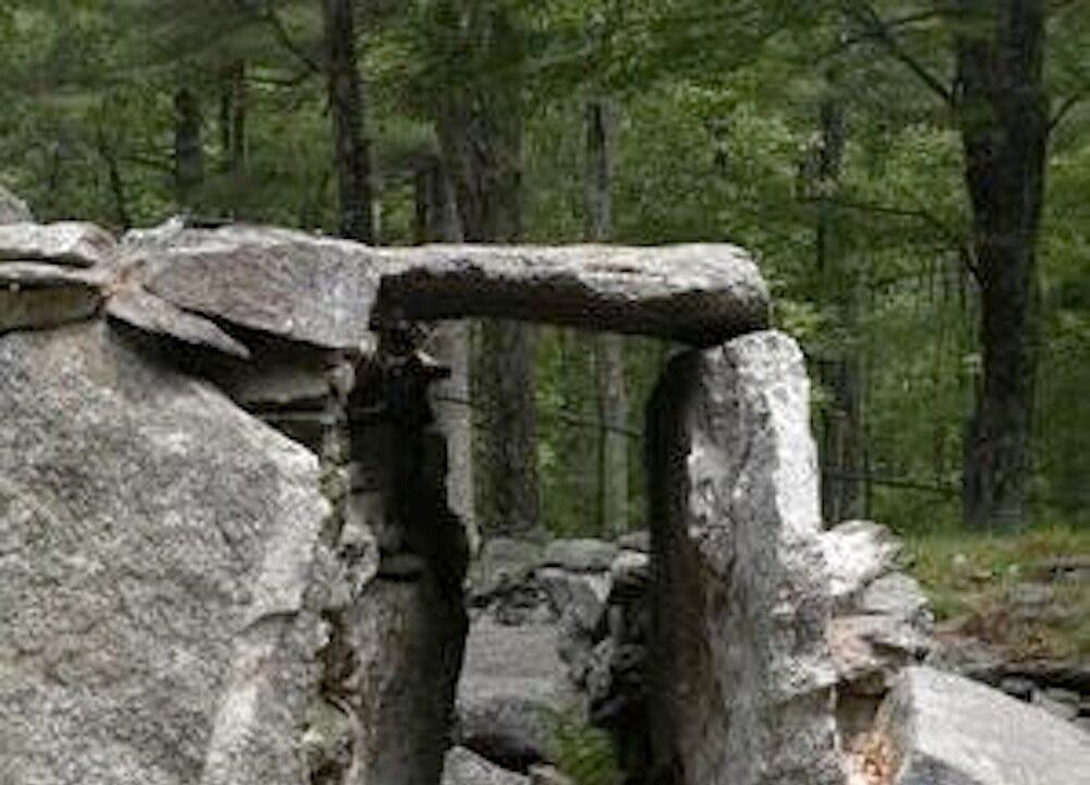 Ten Prehistoric Artifacts and Sites in America