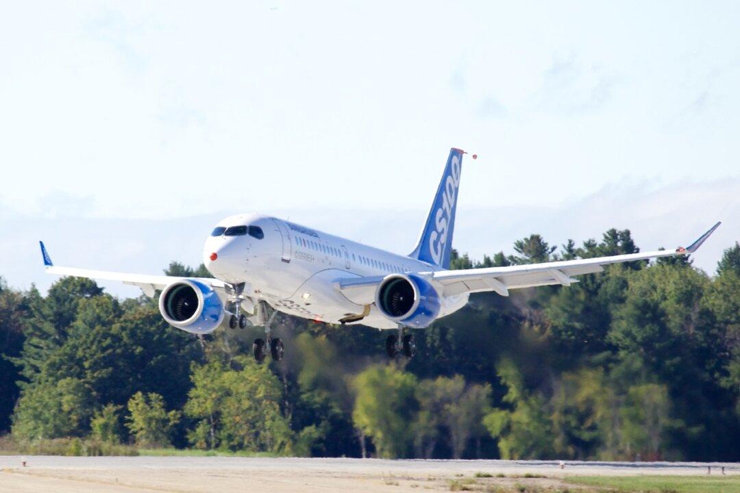 Bombardier’s CSeries Aircraft Successfully Completes Maiden Flight
