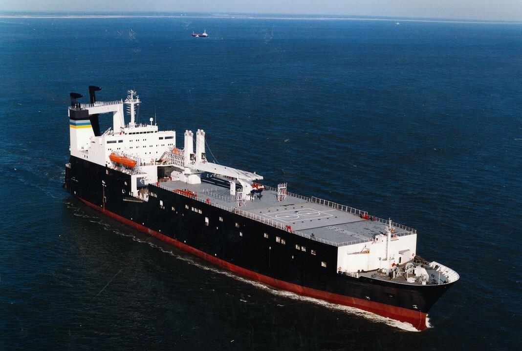 USNS Harry L. Martin Hits Mathews Bridge in Jacksonville, Florida; Bridge Will be Closed for Days